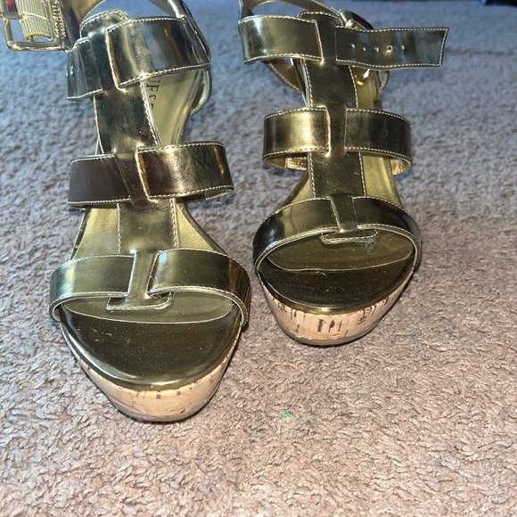 Guess gold wedges - Picture 4 of 5